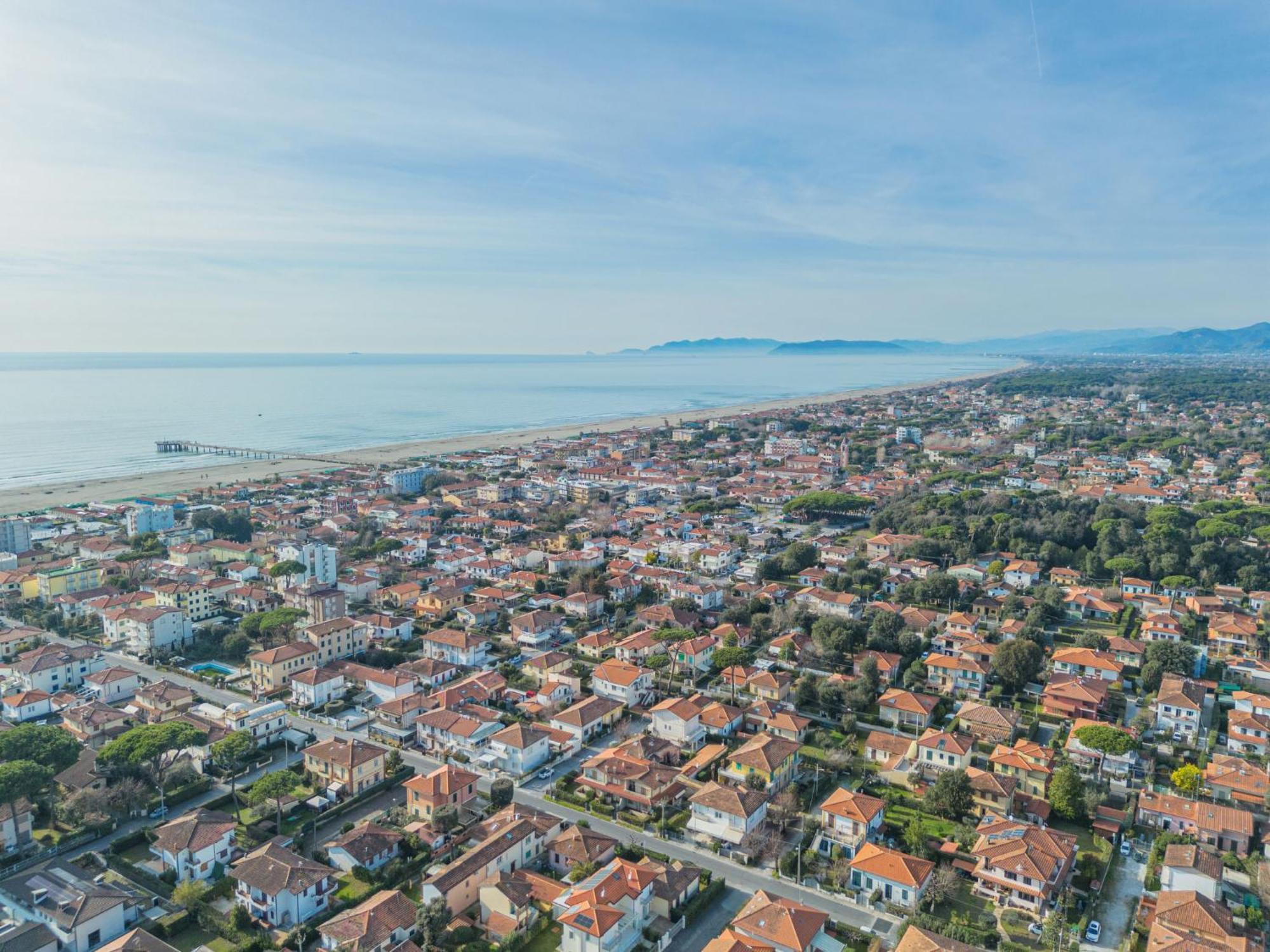 Holiday Home Donatella By Interhome Marina di Pietrasanta Kültér fotó
